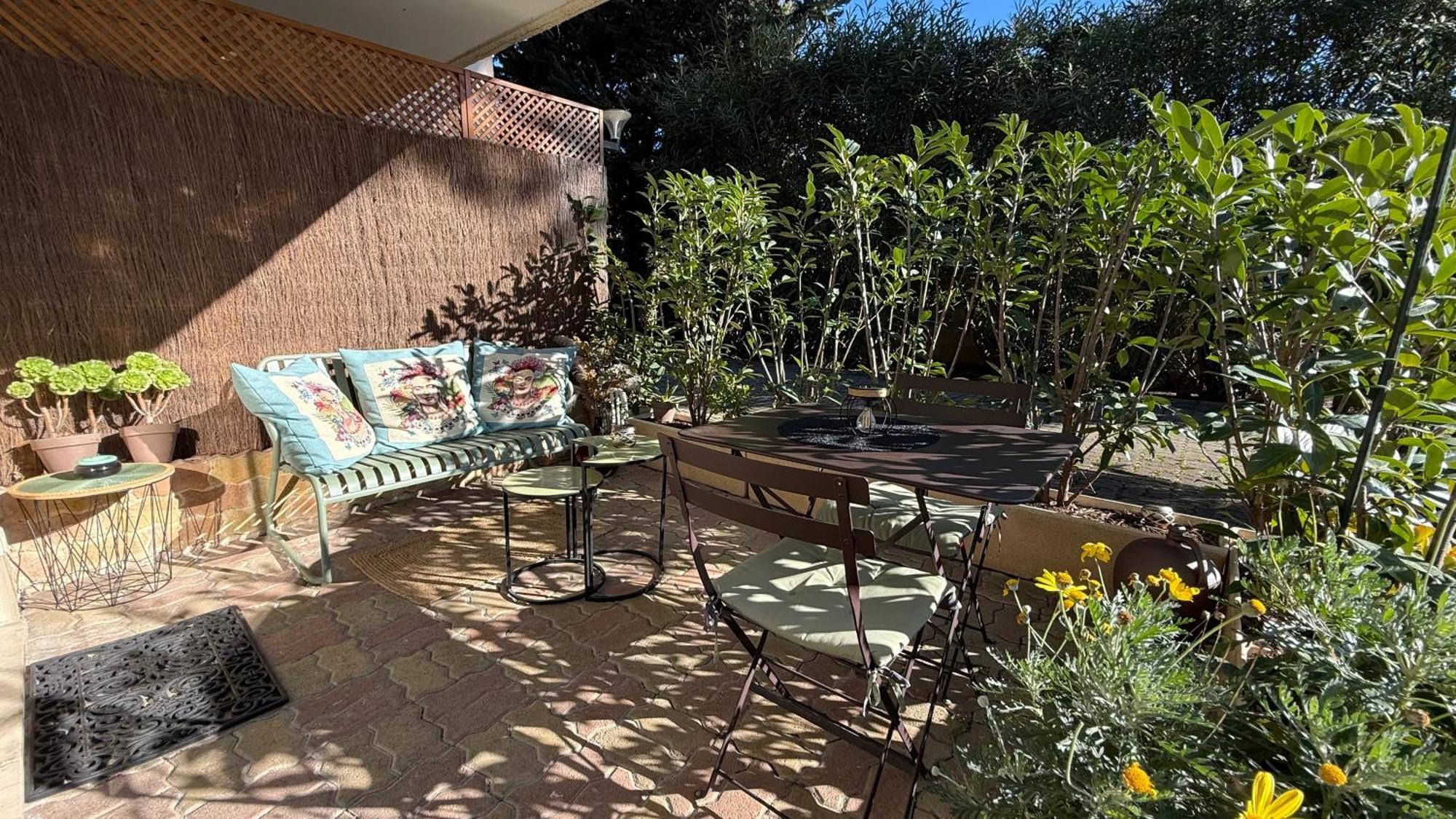 Studio Tout Confort Au Calme Avec Jardin Proche Cannes Le Cannet Exterior foto